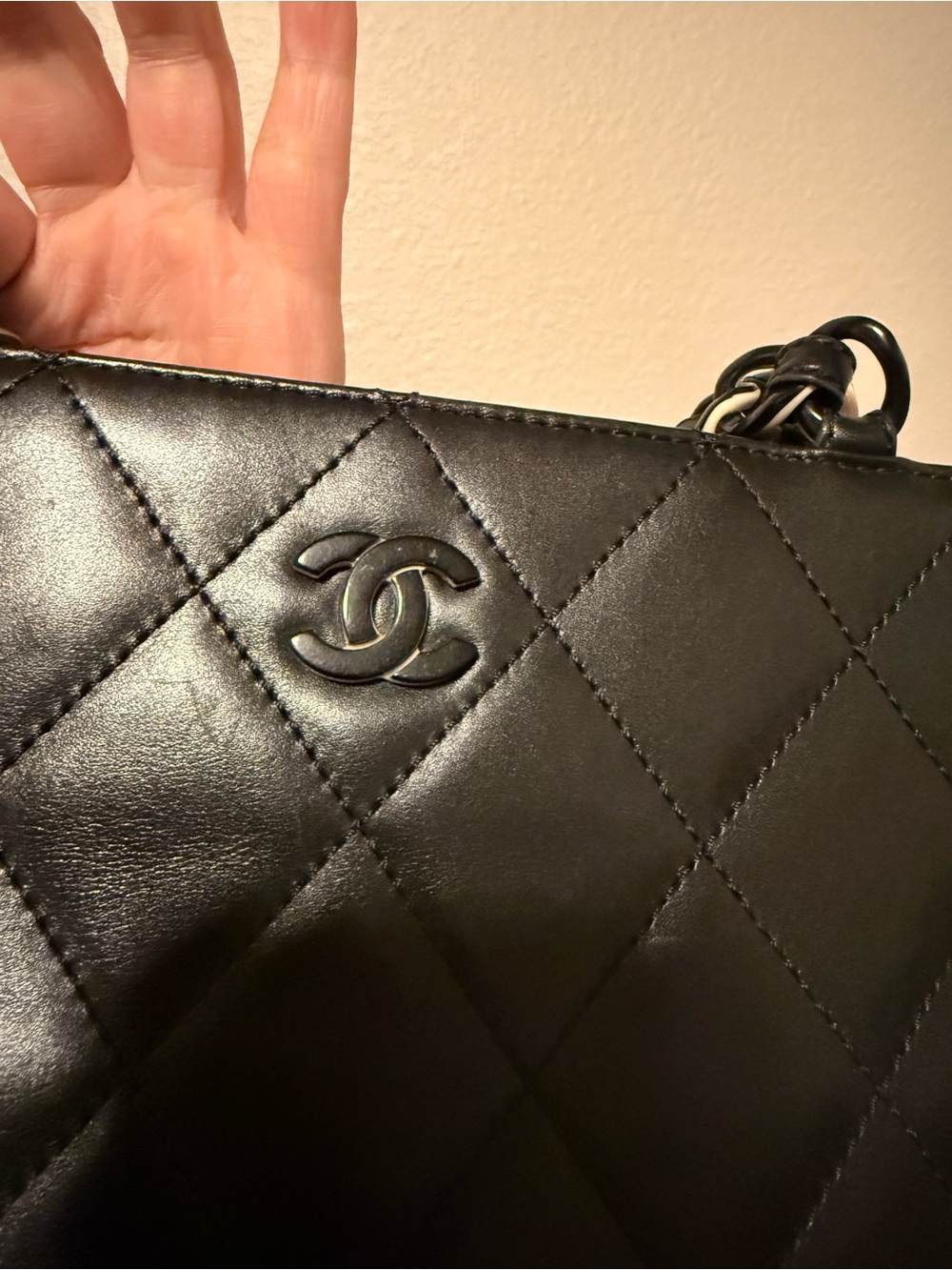 Chanel Lambskin Bekko Chain Large Shoulder Bag Black - Picture 6 of 16